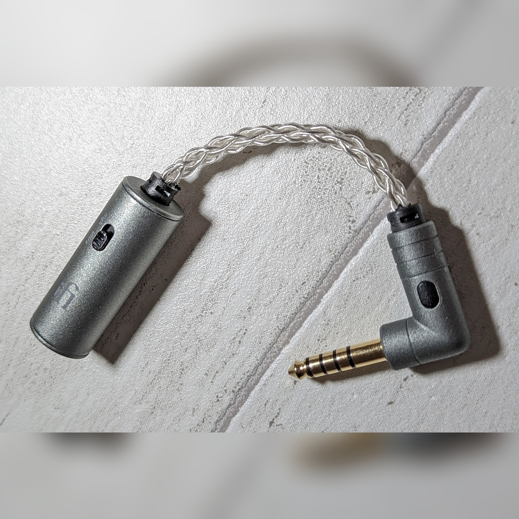 英國 iFi - iEMatch 4.4 耳機訊號優化器 | 雙靈敏度調整 | 6N 銀銅導體 | 鋁鎂合金外殼